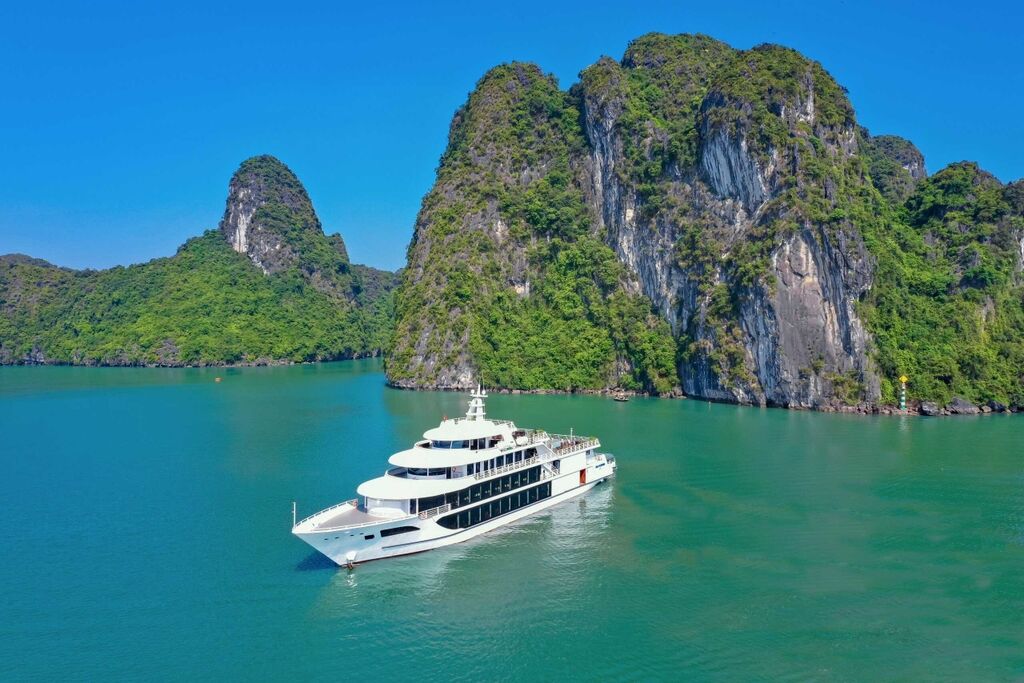 Sail Vietnam’s UNESCO wonder in perfect weather